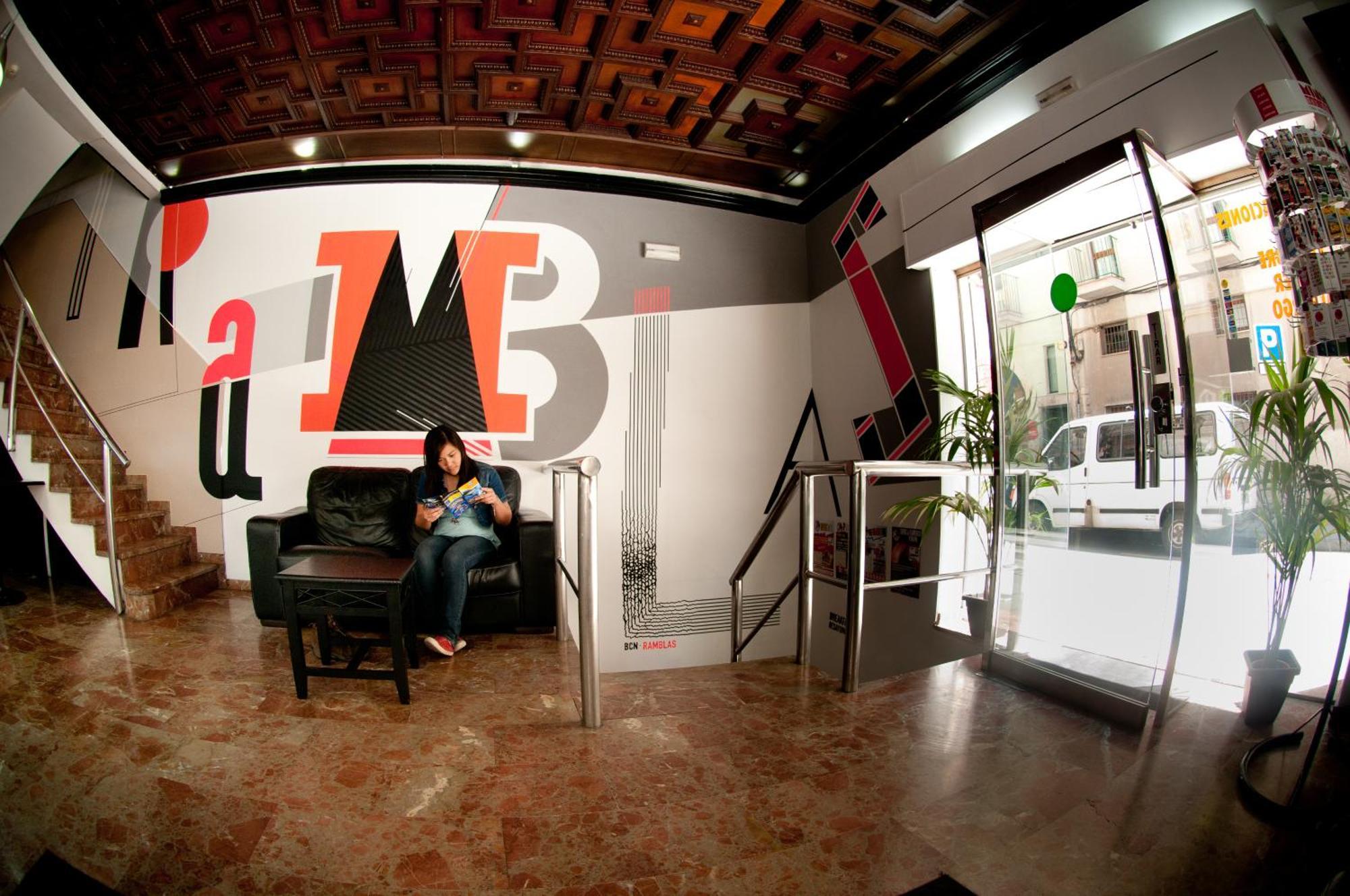 Be Ramblas Guest House — Photos 1